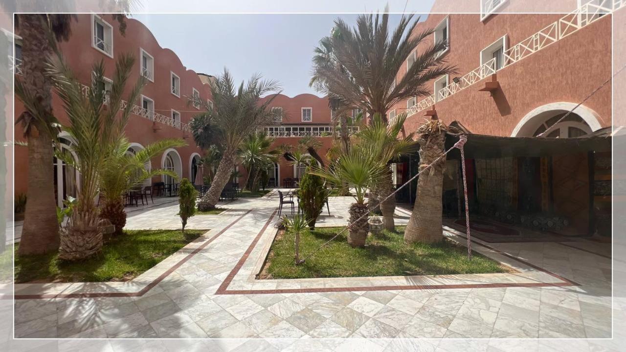 Hotel Al Massira Λααγιούν Εξωτερικό φωτογραφία